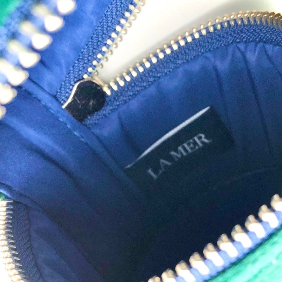 La Mer Serum Case Green Velvet Limited Edition Holiday 2023 NEW IN GIFT BOX - Picture 5 of 5